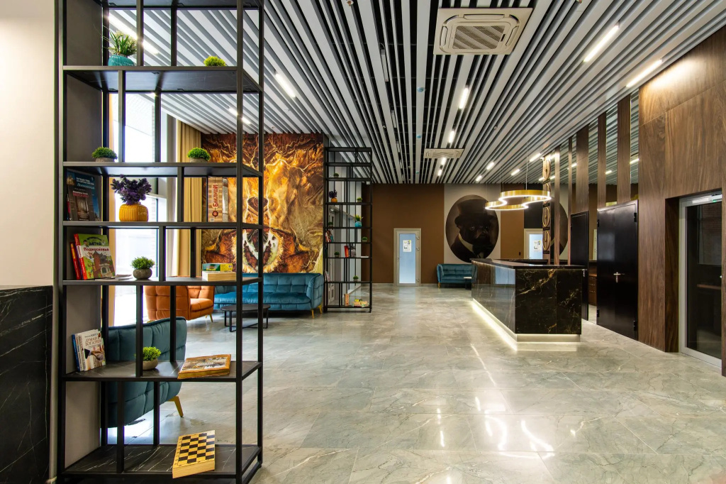 Lobby & Reception