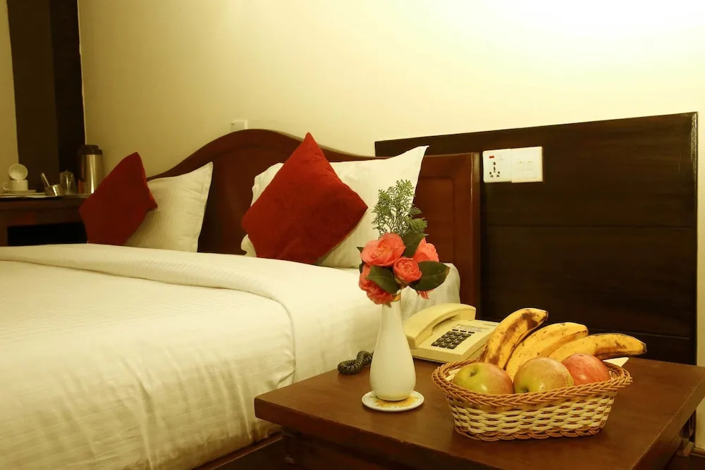 1 Bedroom Deluxe room with balcony and with garden view