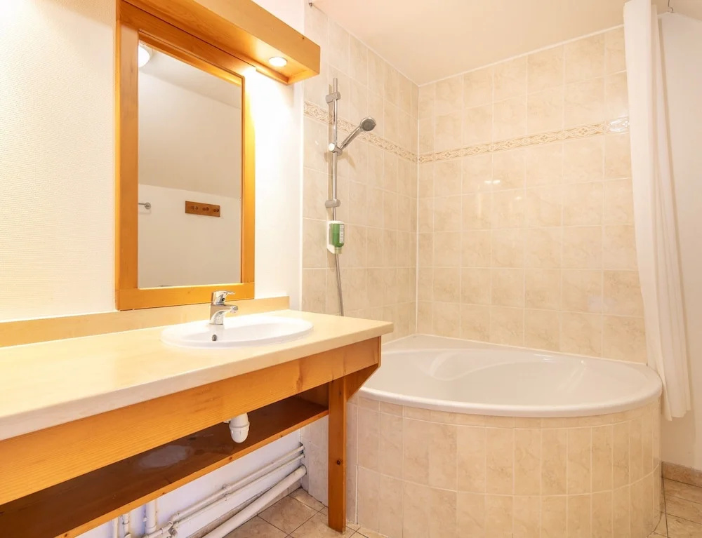 Afficher la photo 6 — Large 8-person Apartment in Giez