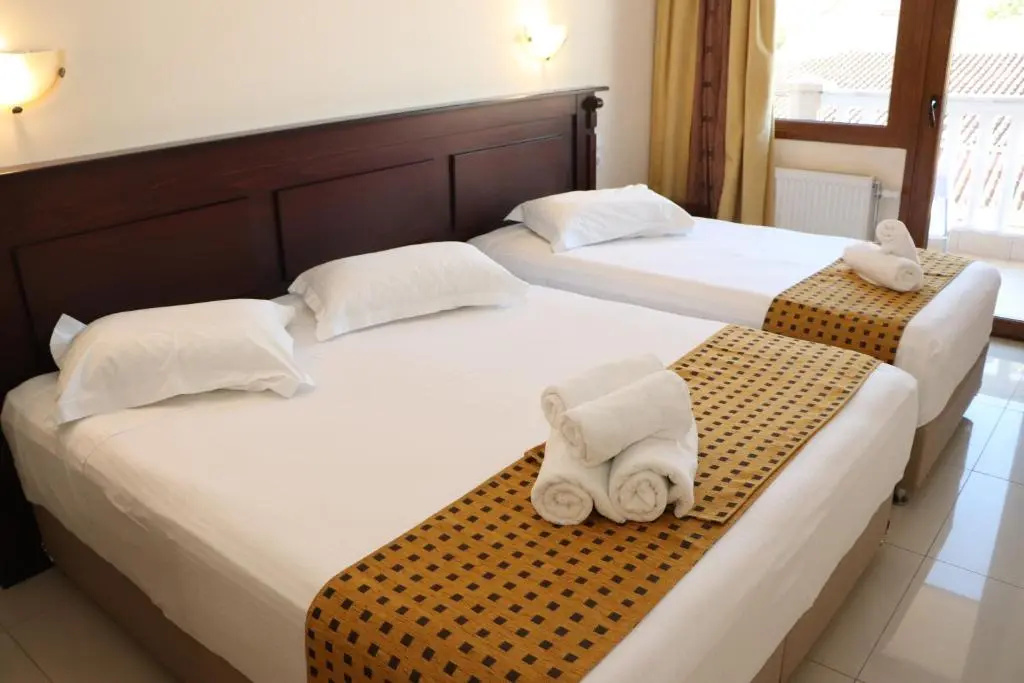 Hotel Kosta Famissi - Chambres