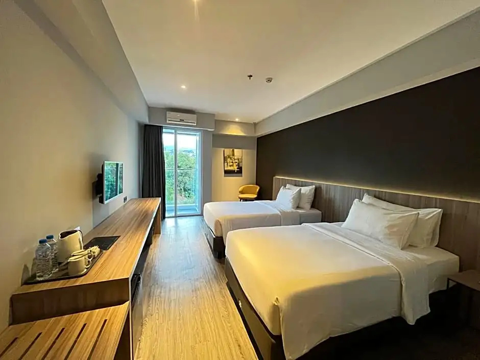 Standard Double room with balcony (full double bed)