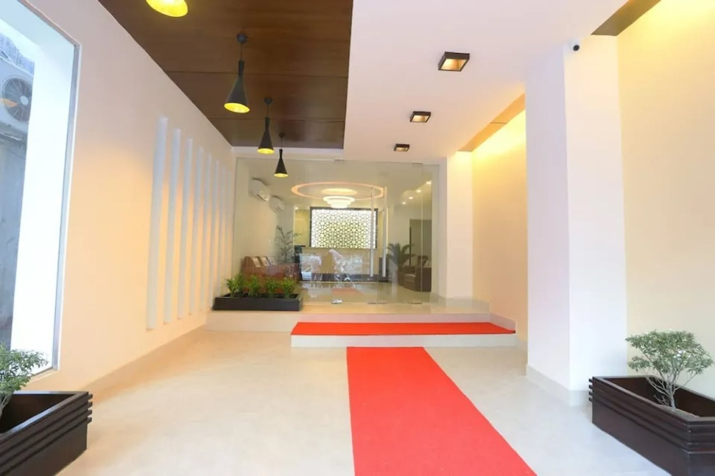 Holy Inn — 2