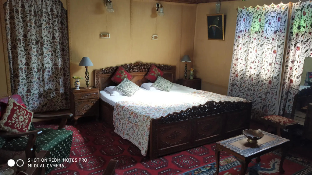 Persian Group of Houseboats - Chambres