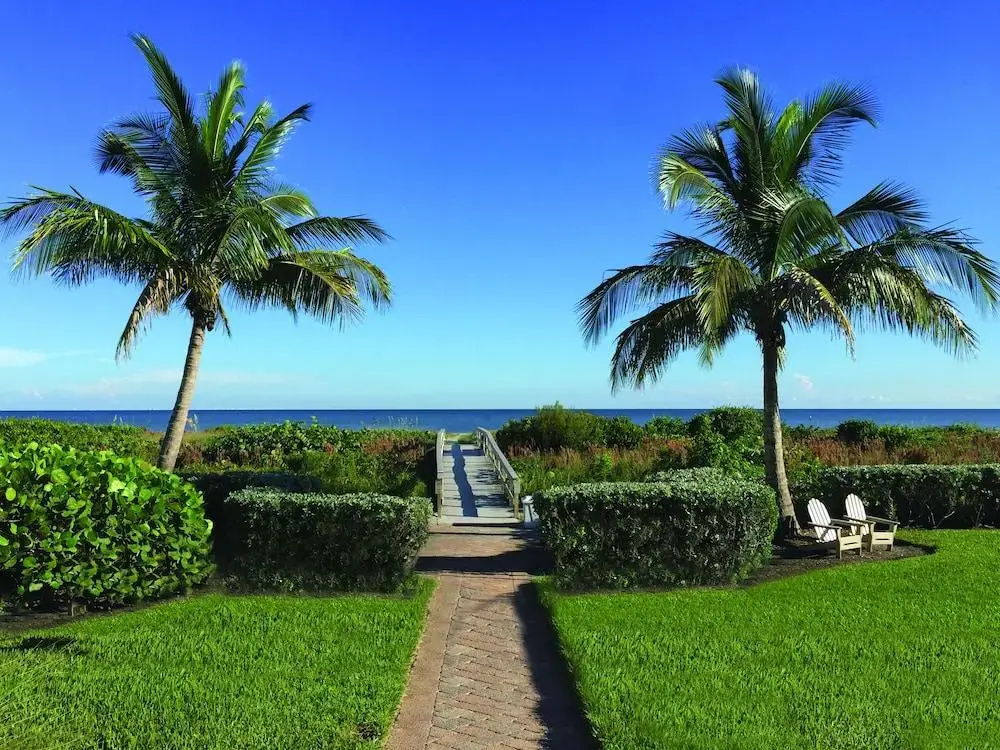 Sanibel Moorings Condo Resort
