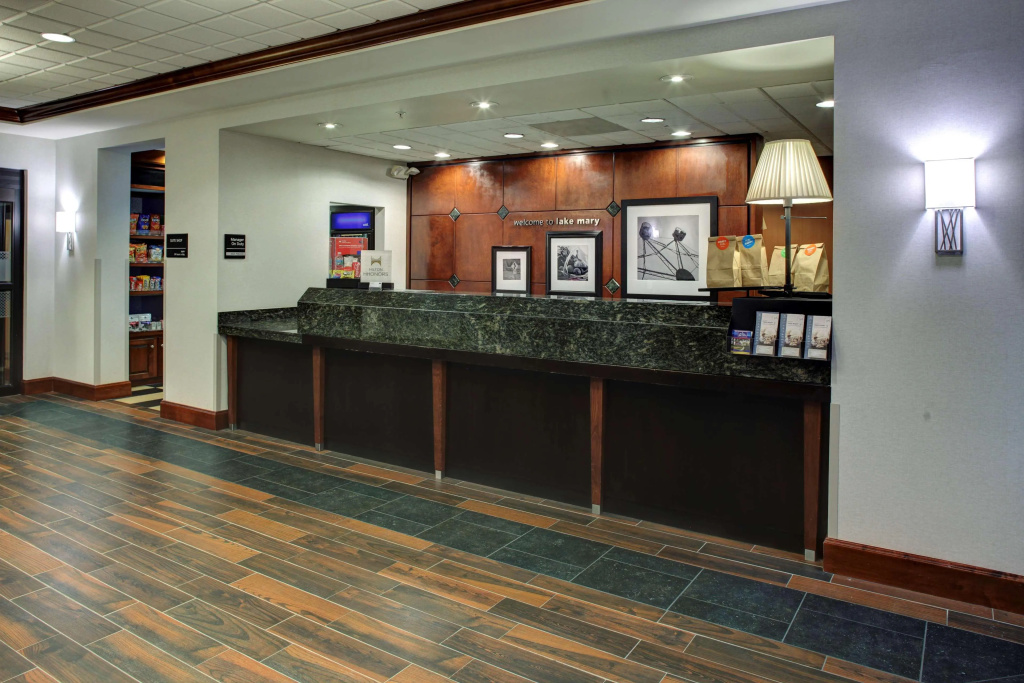 Lobby & Reception