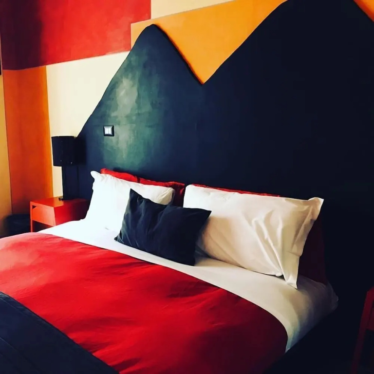 Standard Double room with balcony (full double bed)