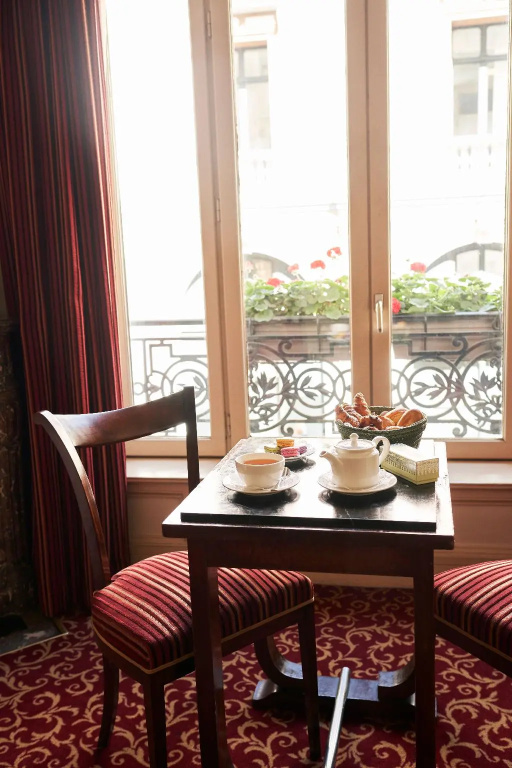 Classic Double room (full double bed)