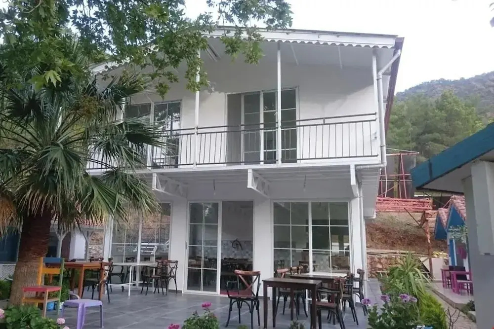 Zebu Hotel