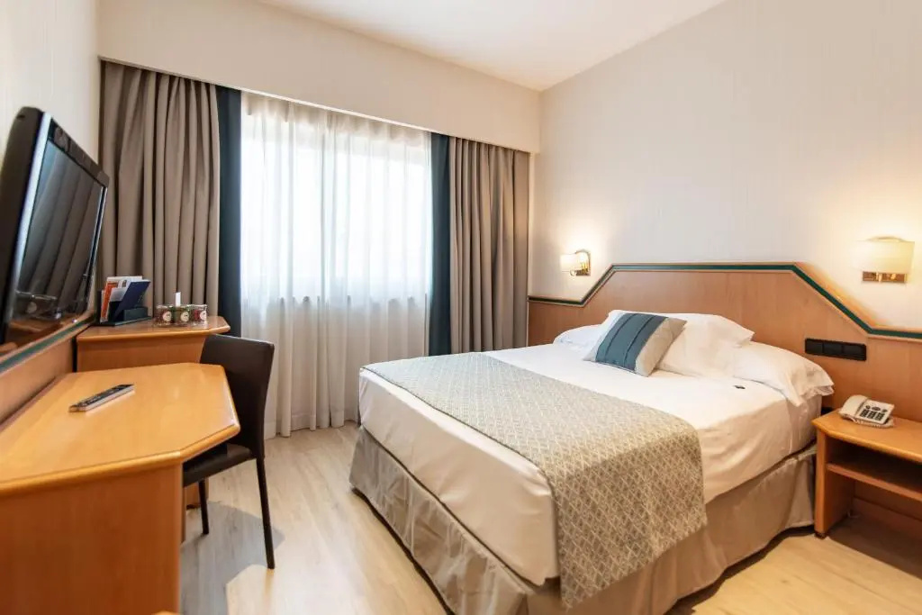 Basic Single room