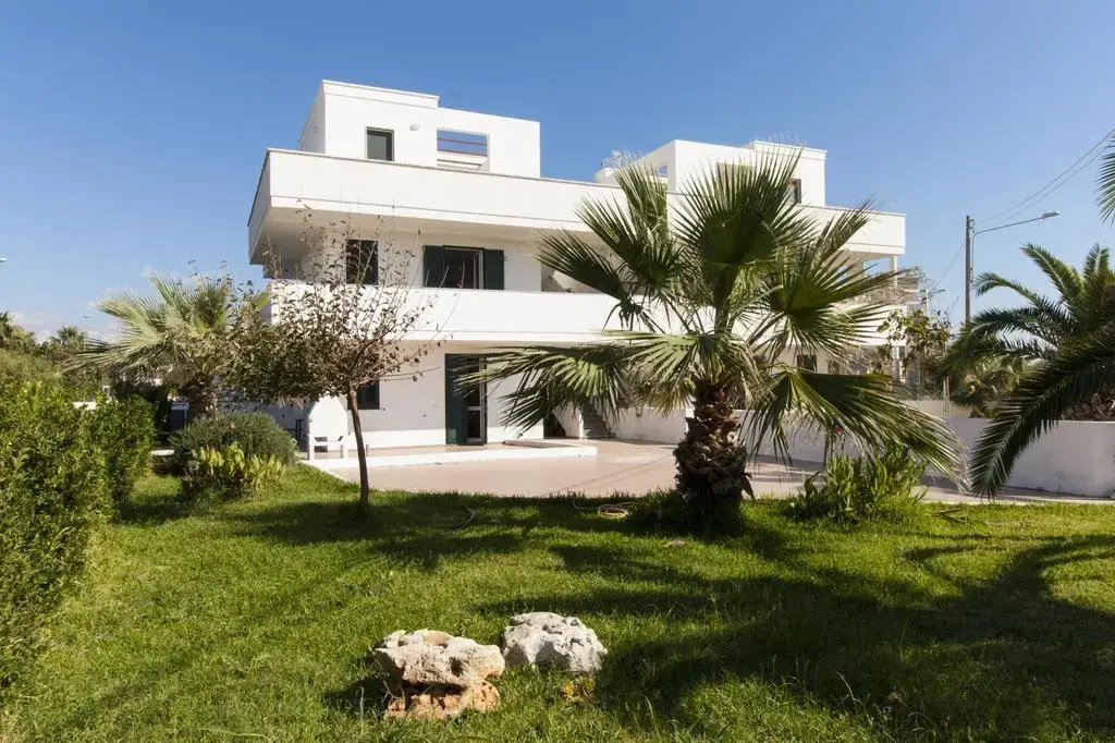 Marini Beachfront House