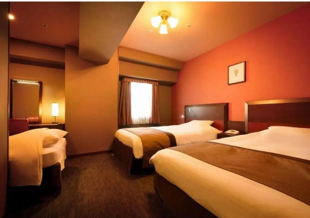 Standard Triple room