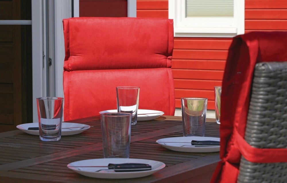 Nice Home in Zerpenschleuse With 2 Bedrooms and Wifi