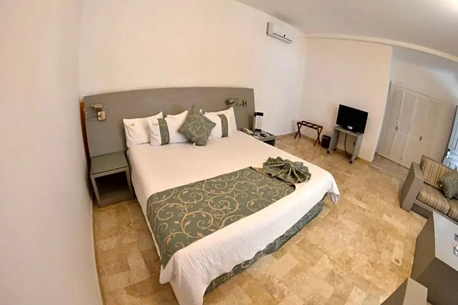 Mision Grand Cuernavaca - Chambres