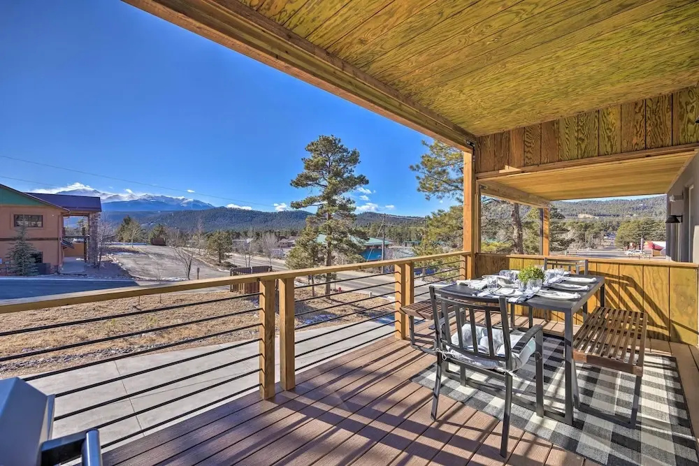 Woodland Park Escape: Licensed, Hot Tub, Mtn Views