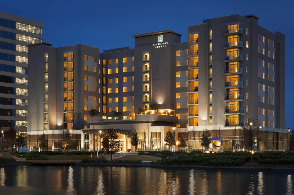 Embassy Suites by Hilton The Woodlands at Hughes Landing - Chambres