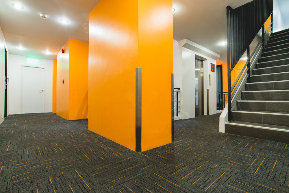 Lobby & Reception