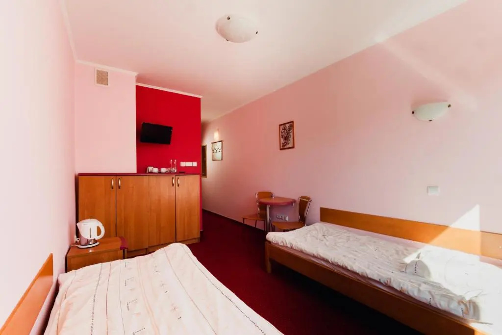 Economy room