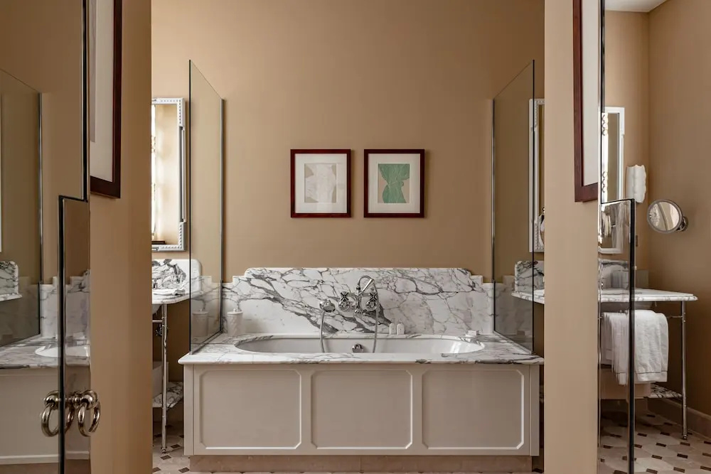 Saint James Paris - Relais & Chateaux 105