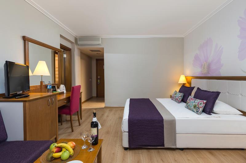 Двухместный номер Standard двуспальная кровать в Club Hotel Felicia Village - All Inclusive