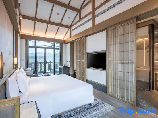 2 Bedrooms Deluxe Duplex Villa