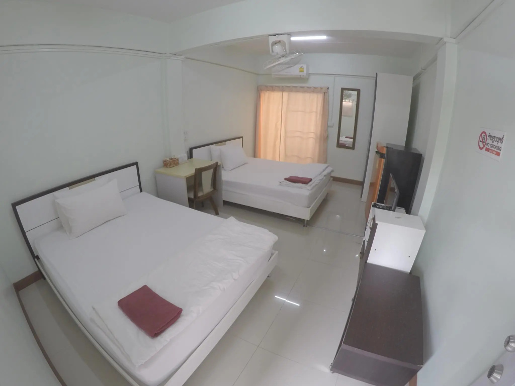 Standard Double room (twin beds)