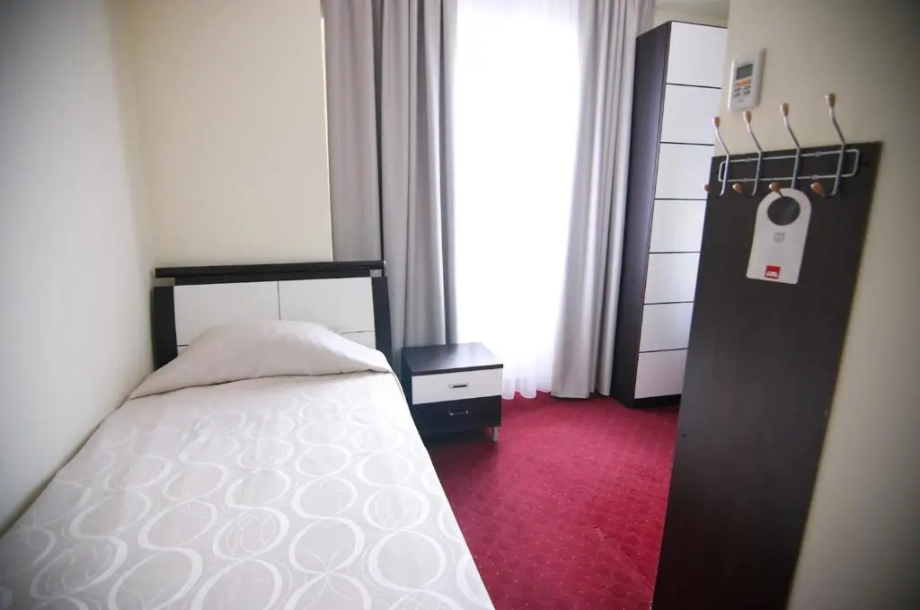Lina Hotel - Chambres