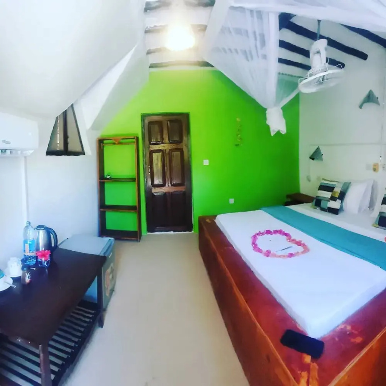 Comfort room
