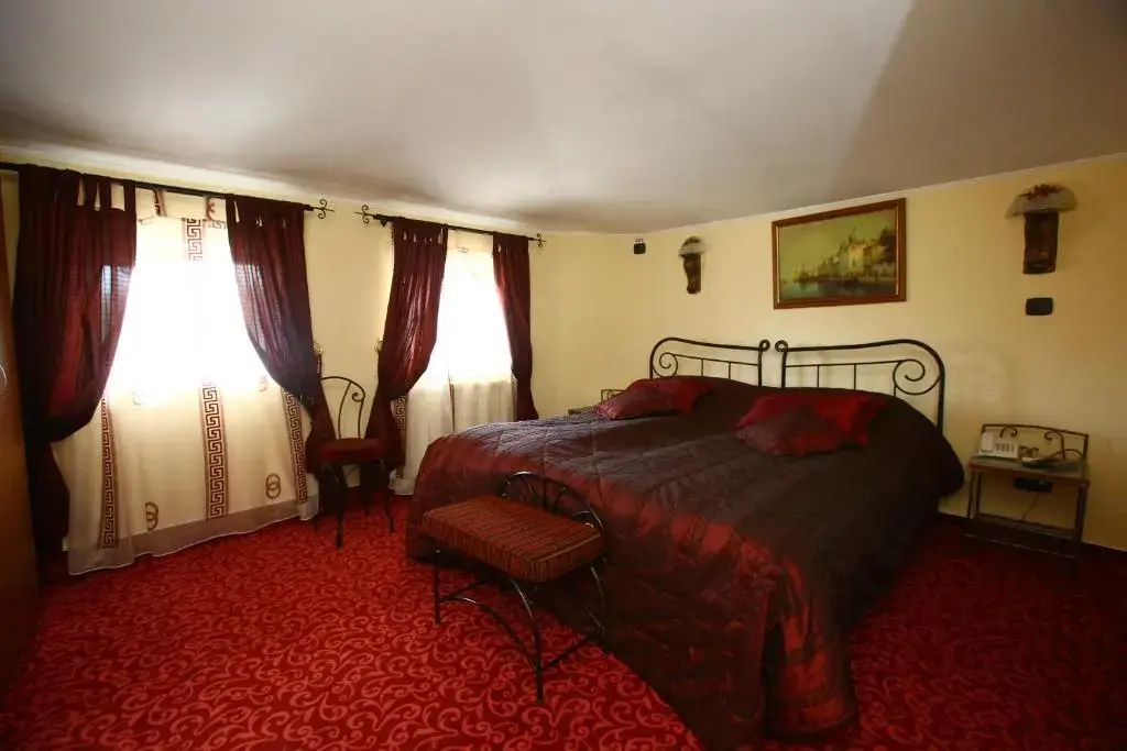 Standard Double room (twin beds)