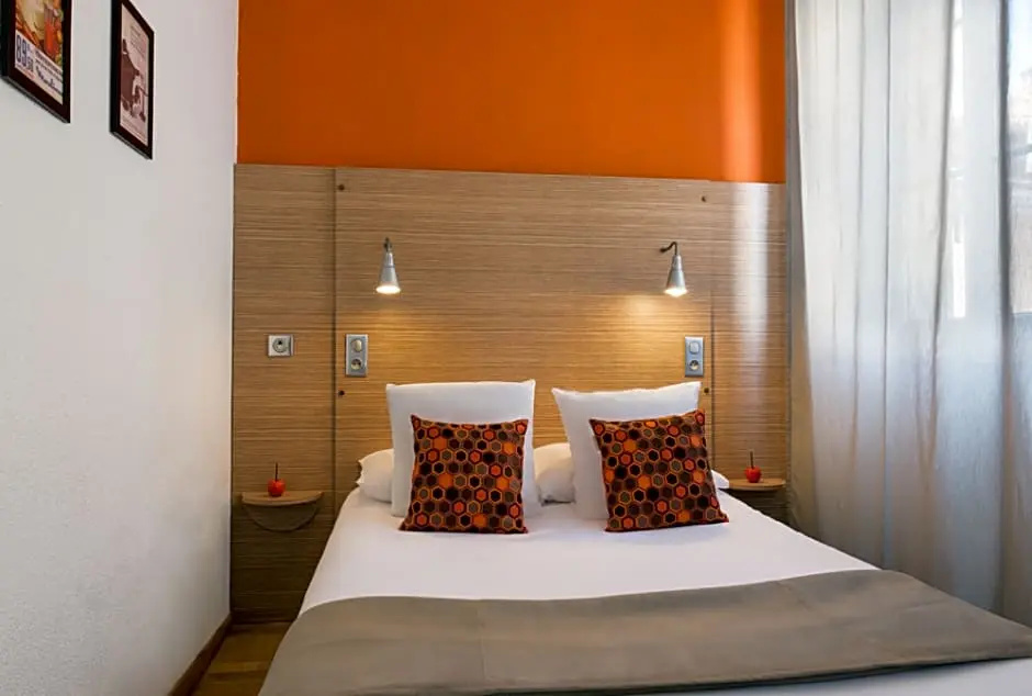 Hôtel Edmond Rostand - Chambres