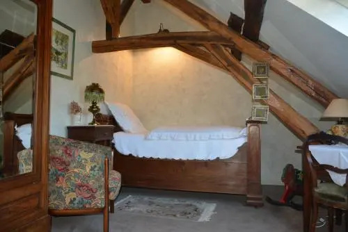 Voir la photo 1 — La Marronnière des Gadeaux