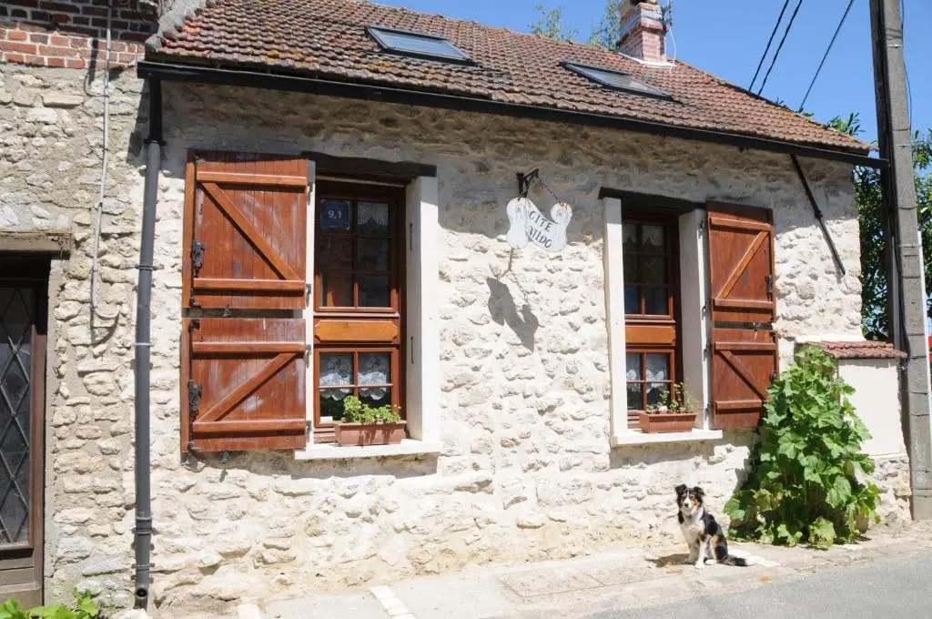 2 Bedrooms Cottage