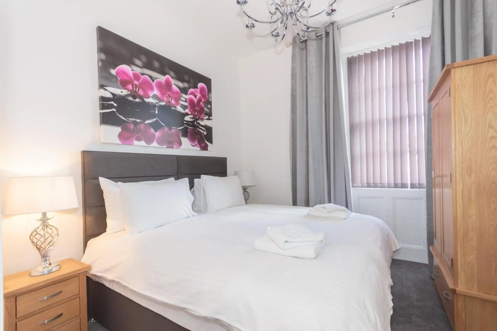 3 Bed- The Regency Suite