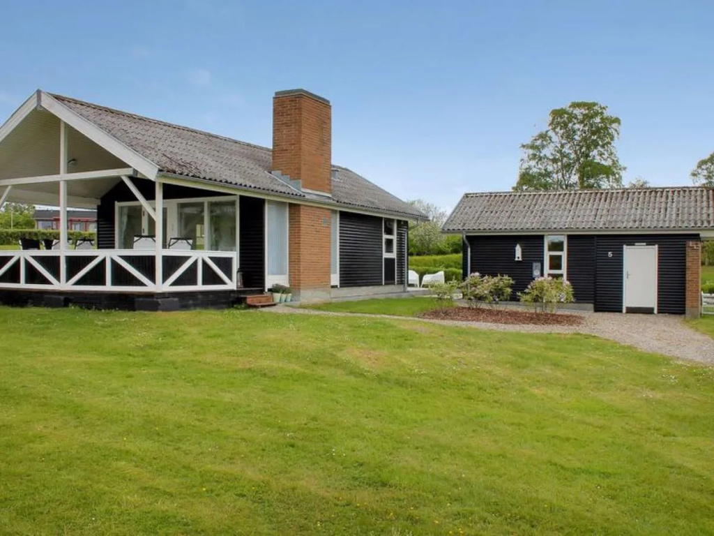 "Leny" - 250m from the sea in SE Jutland
