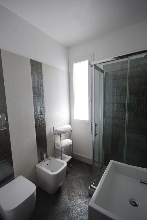 1 Bedroom Deluxe Double room with pool view (full double bed)