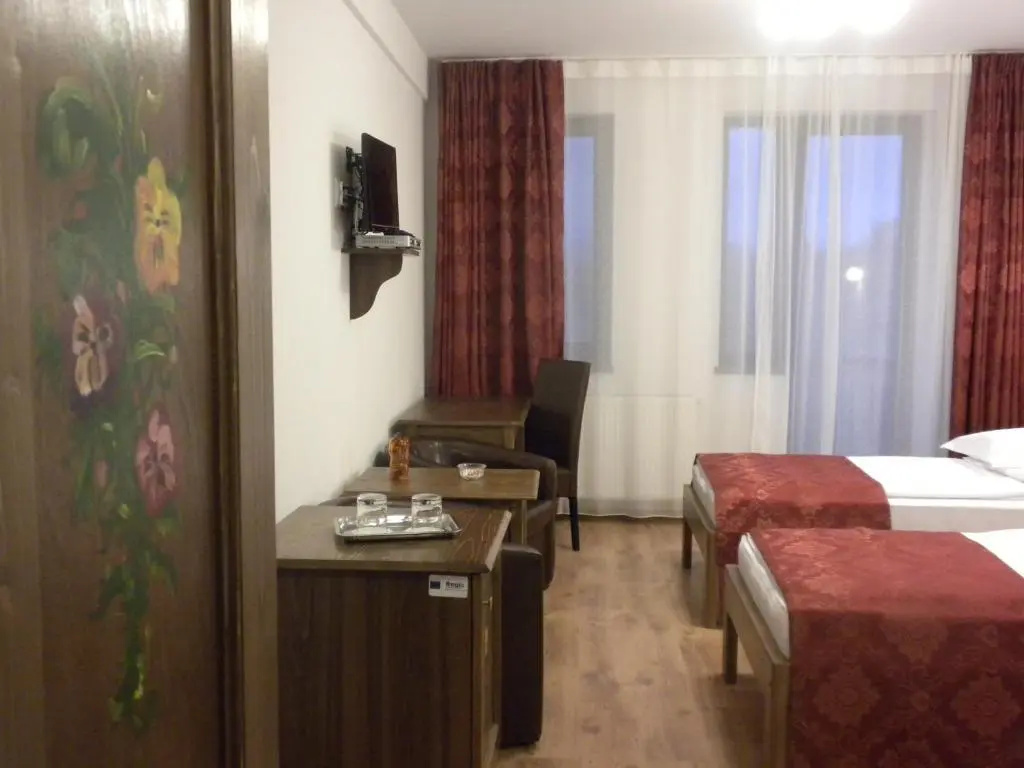 Pensiunea Cetatea Craiului - Chambres