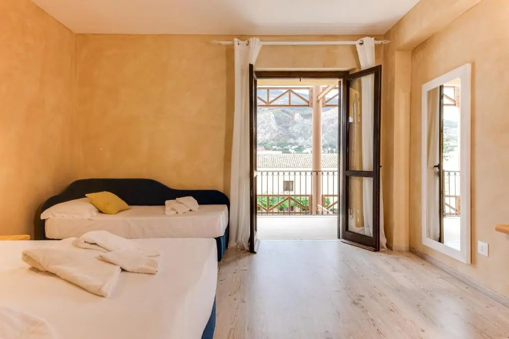La Tonnara Di Bonagia Resort - Chambres
