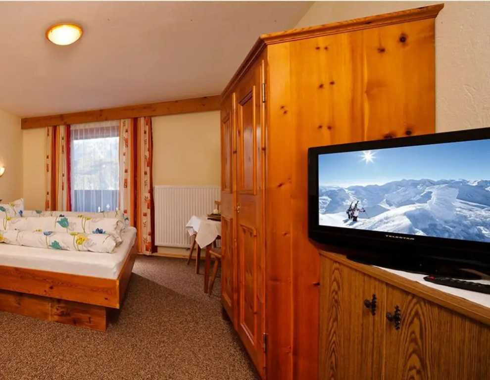 Standard Double room full double bed