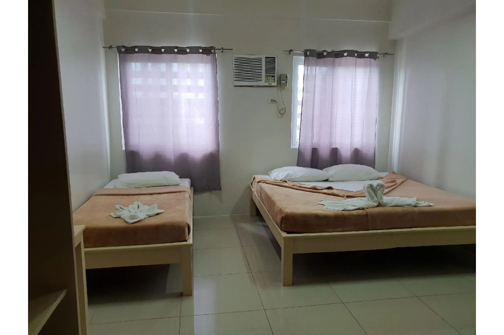 Standard Double room (full double bed)