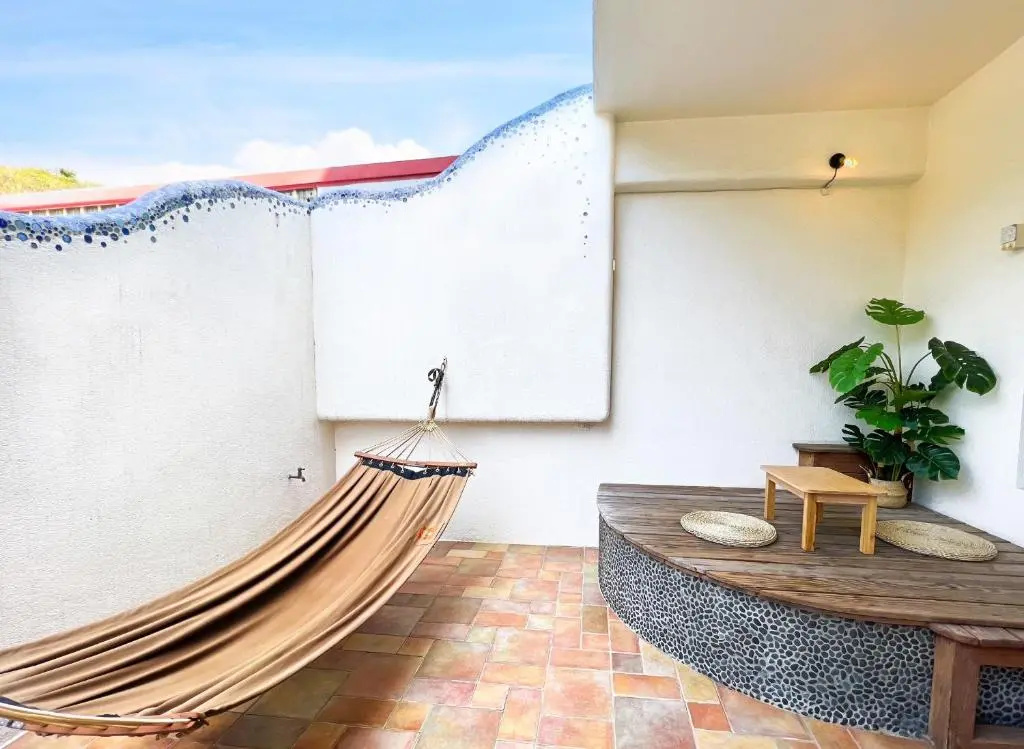 Standard Double room with balcony (full double bed)