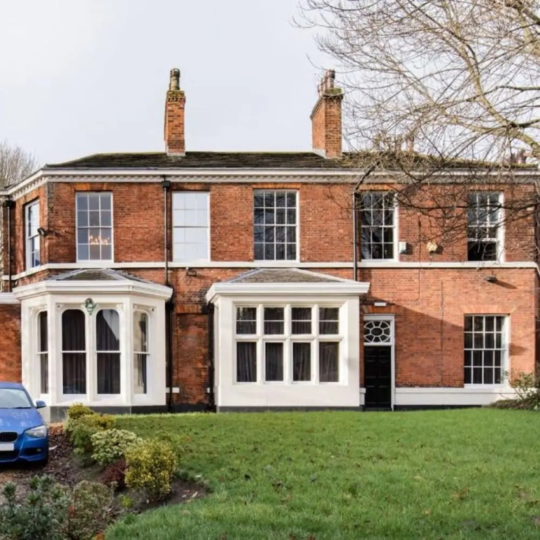 Claremont The Waterhouse