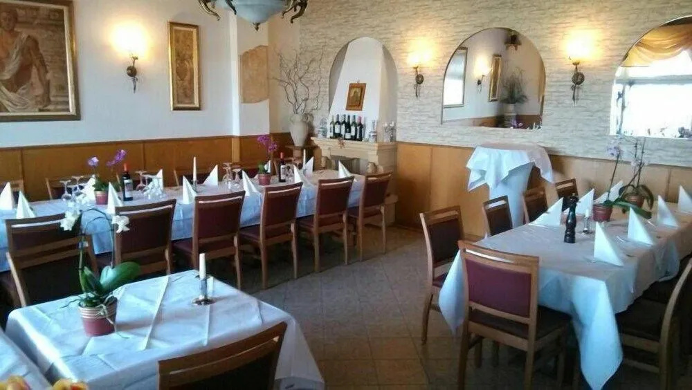 Food & Beverage
