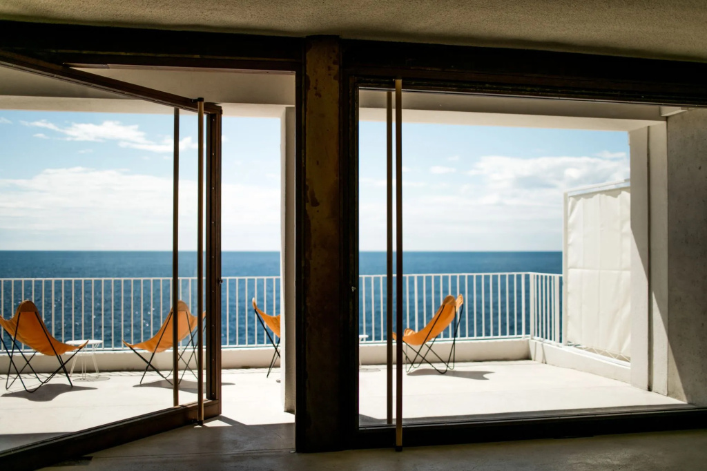Balcony & Terrace