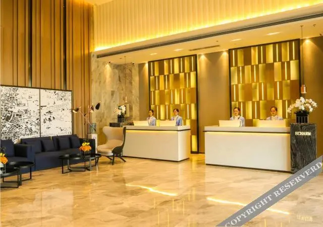 Lobby & Reception