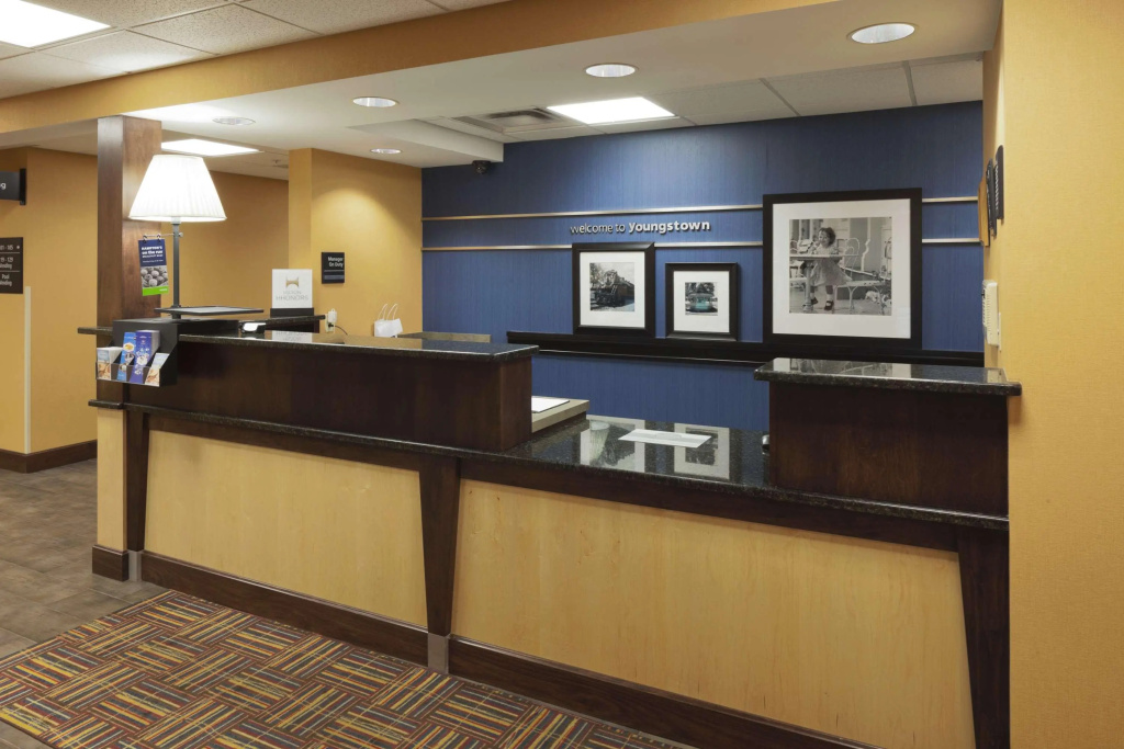 Lobby & Reception