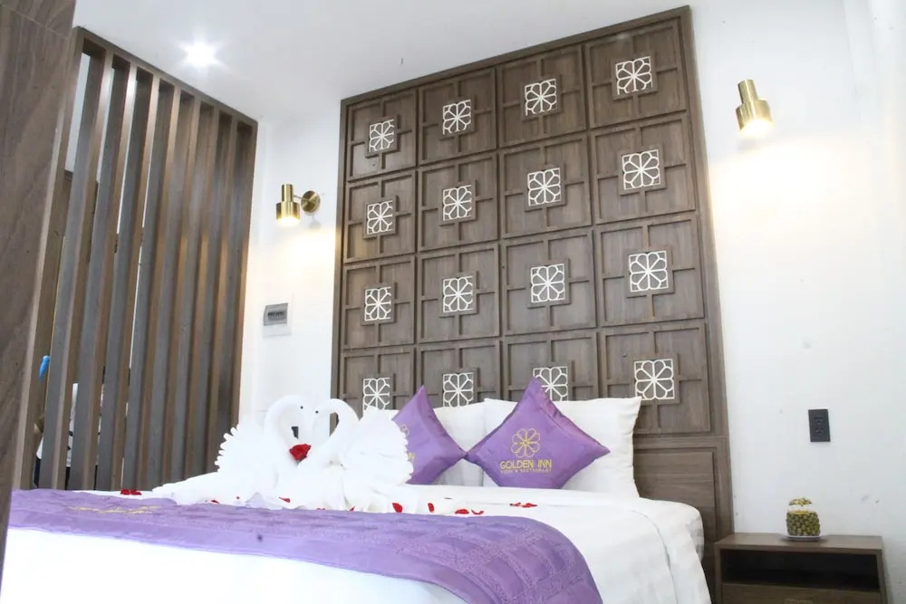 Номер Standard в Golden Inn Hotel