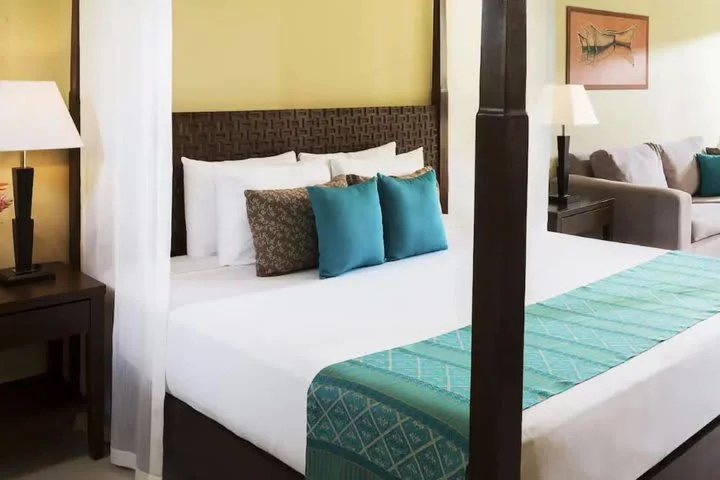 Double Junior Suite (full double bed)