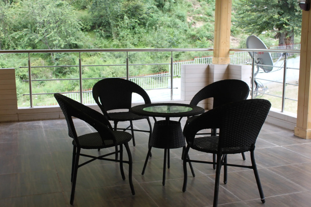 Balcony & Terrace