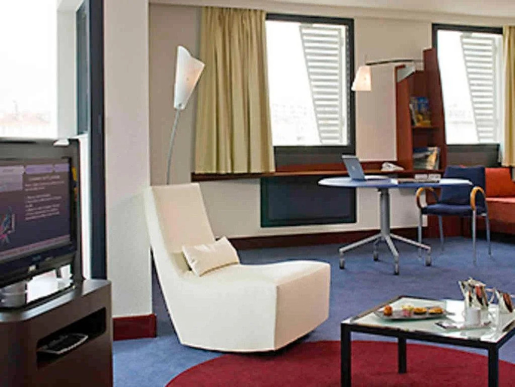 Novotel Suites Marseille Centre Euromed - фото 6