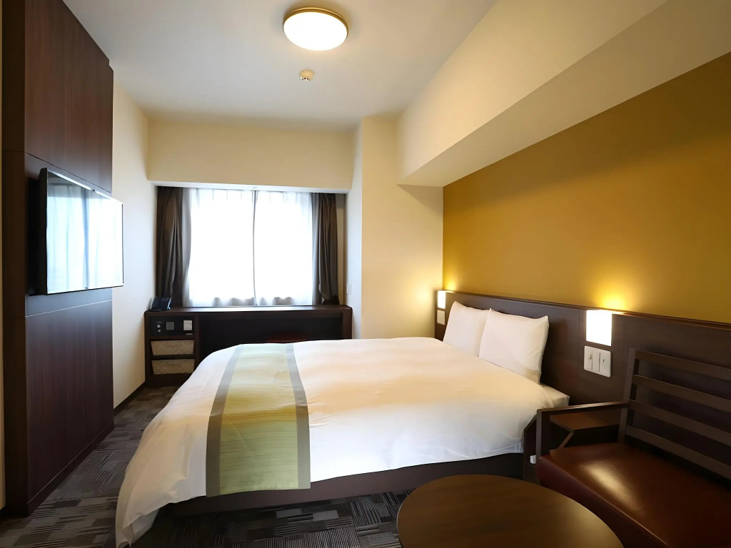 Отель Dormy Inn Ikebukuro Hot Springs в Токио