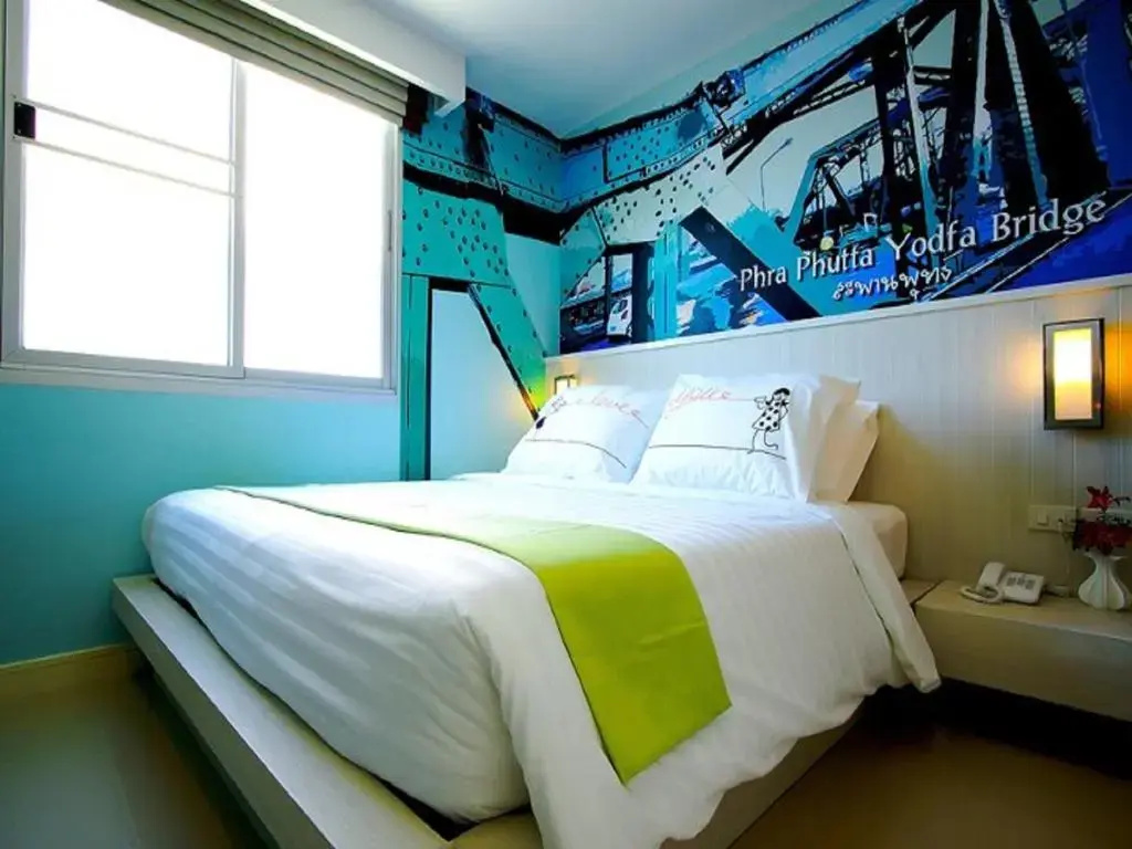 Deluxe Double room (full double bed)